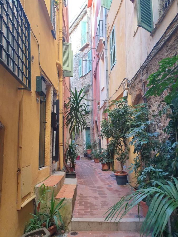 Charmant Studio Avec Coin Nuit - Vieille Ville Climatise Menton Exterior foto