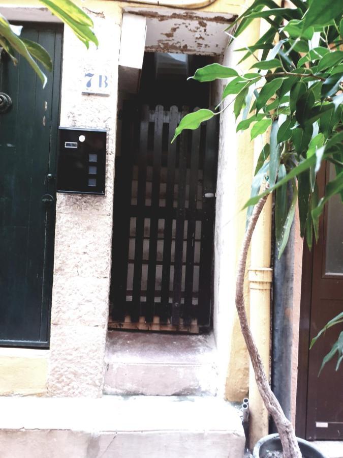 Charmant Studio Avec Coin Nuit - Vieille Ville Climatise Menton Exterior foto